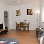 The Oasis One Spacious Apartment In Sevilla